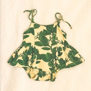 Kate Quinn Outfit 3-6 months